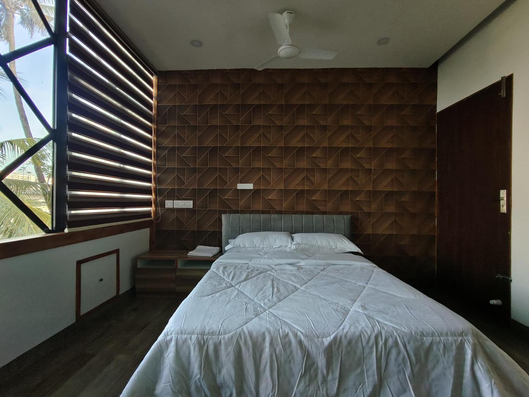 Готель Marina Lounge Kochi Екстер'єр фото